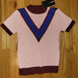 Short sleeve sweater